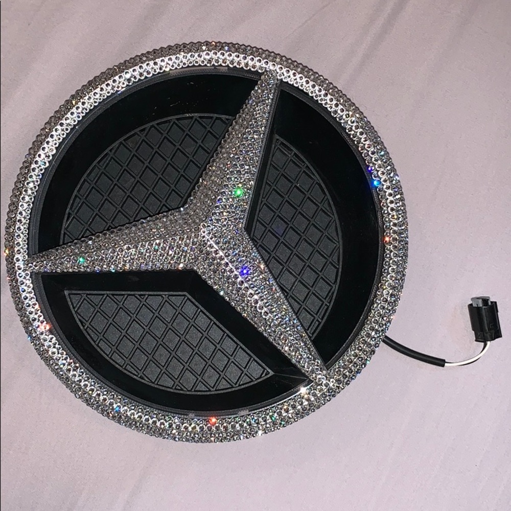 Swarovski illuminated Mercedes Star